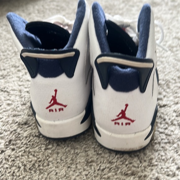 Jordan 6 retro Olympic size 5.5/7 women’s - Picture 5 of 6